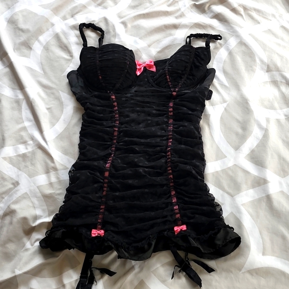 Victorias secret rouched lace gartered slip black/pink 36c